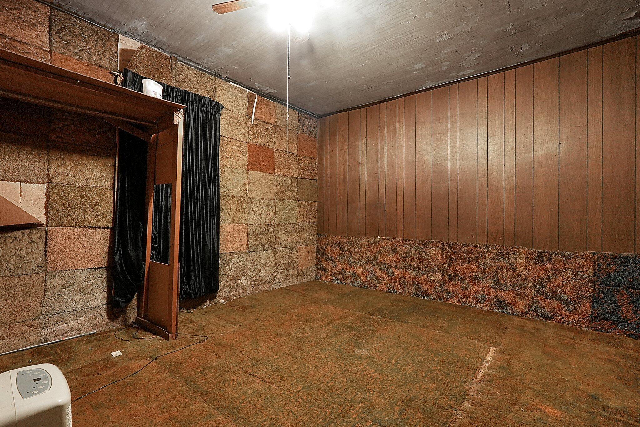 5675 Neil Road London, OH 43140 - Photo 7 of 27 6-web-or-mls-5675-neil-rd