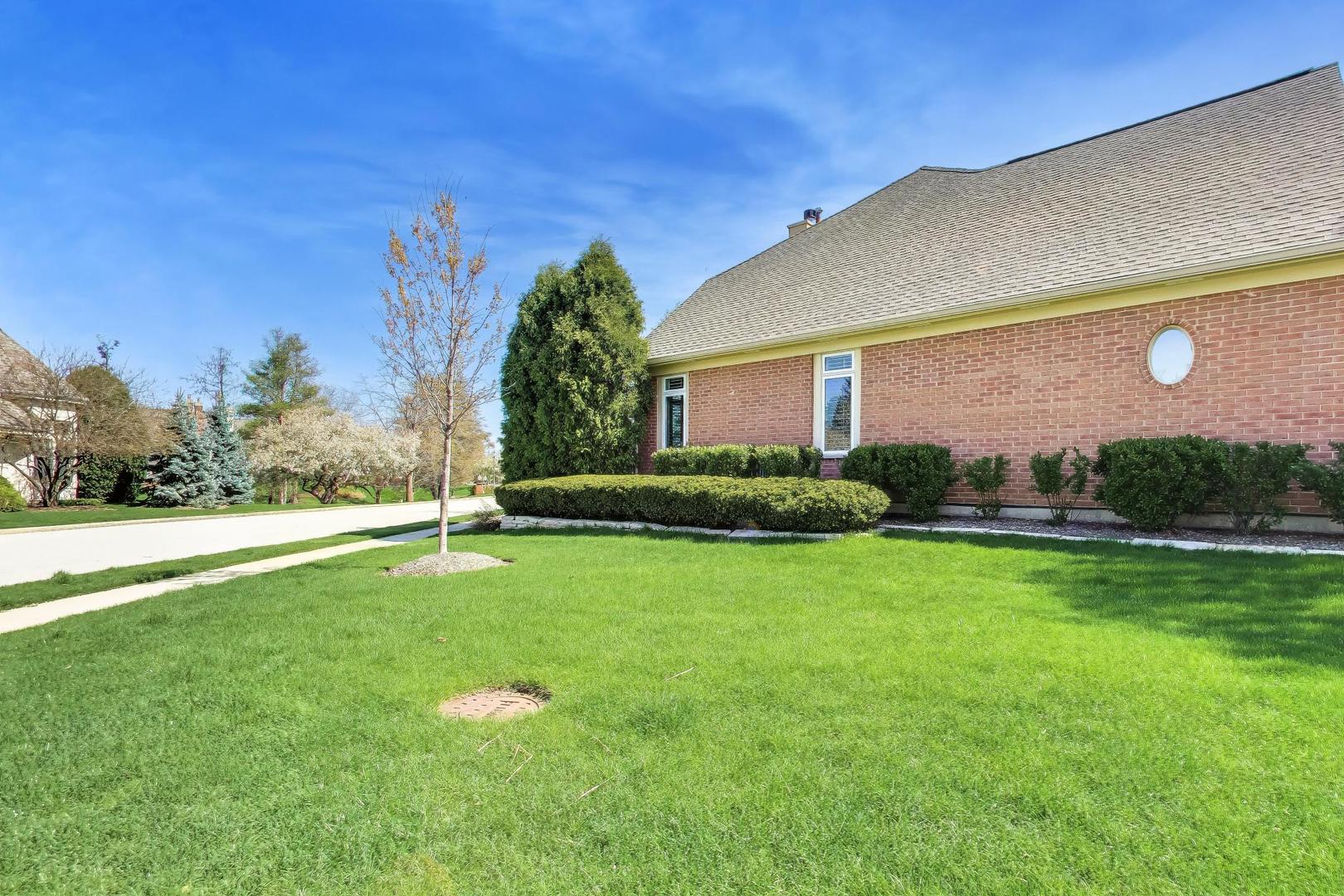 2566 Windrush Lane Northbrook, IL 60062 - Photo 40 of 47