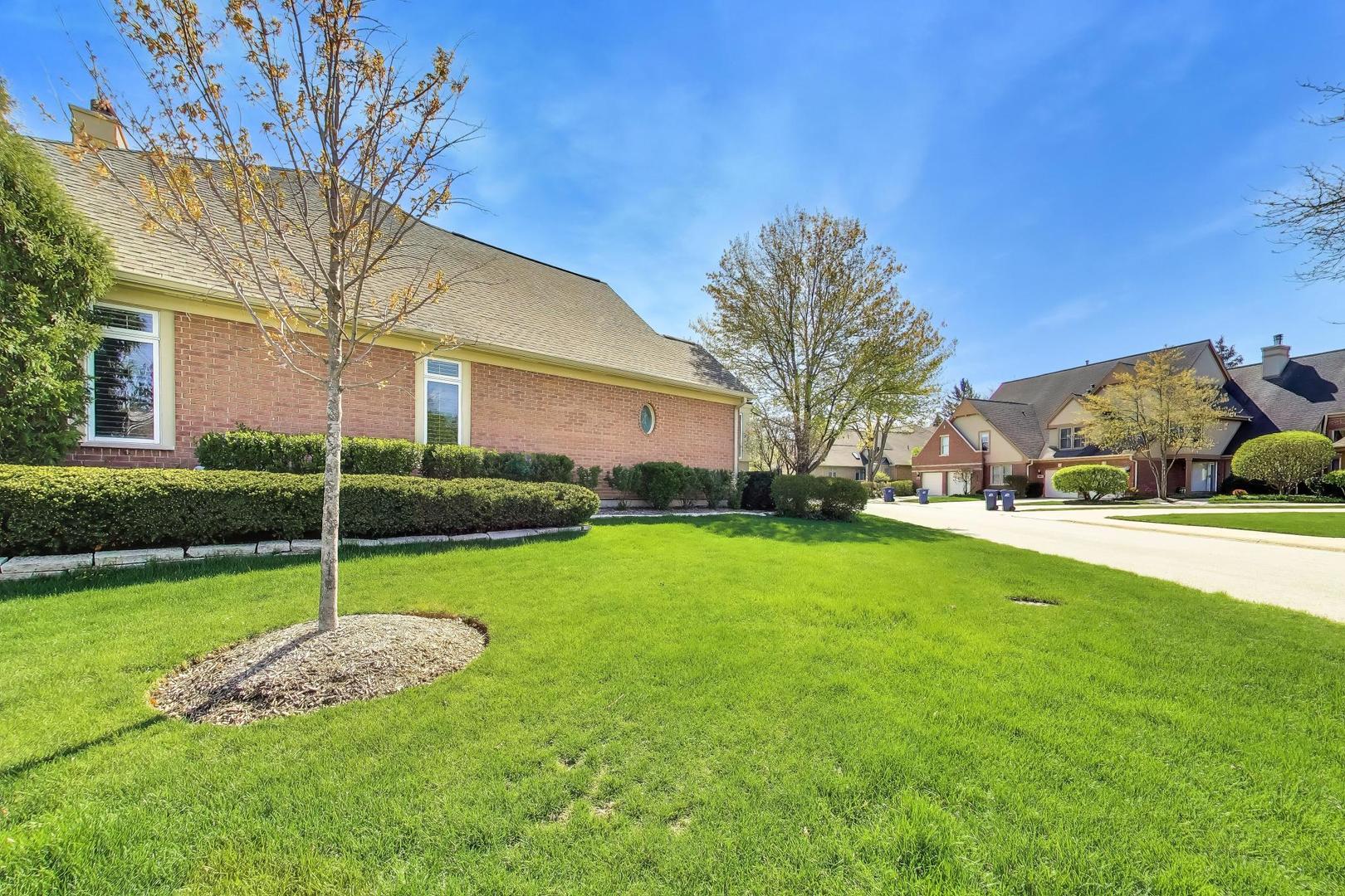 2566 Windrush Lane Northbrook, IL 60062 - Photo 41 of 47