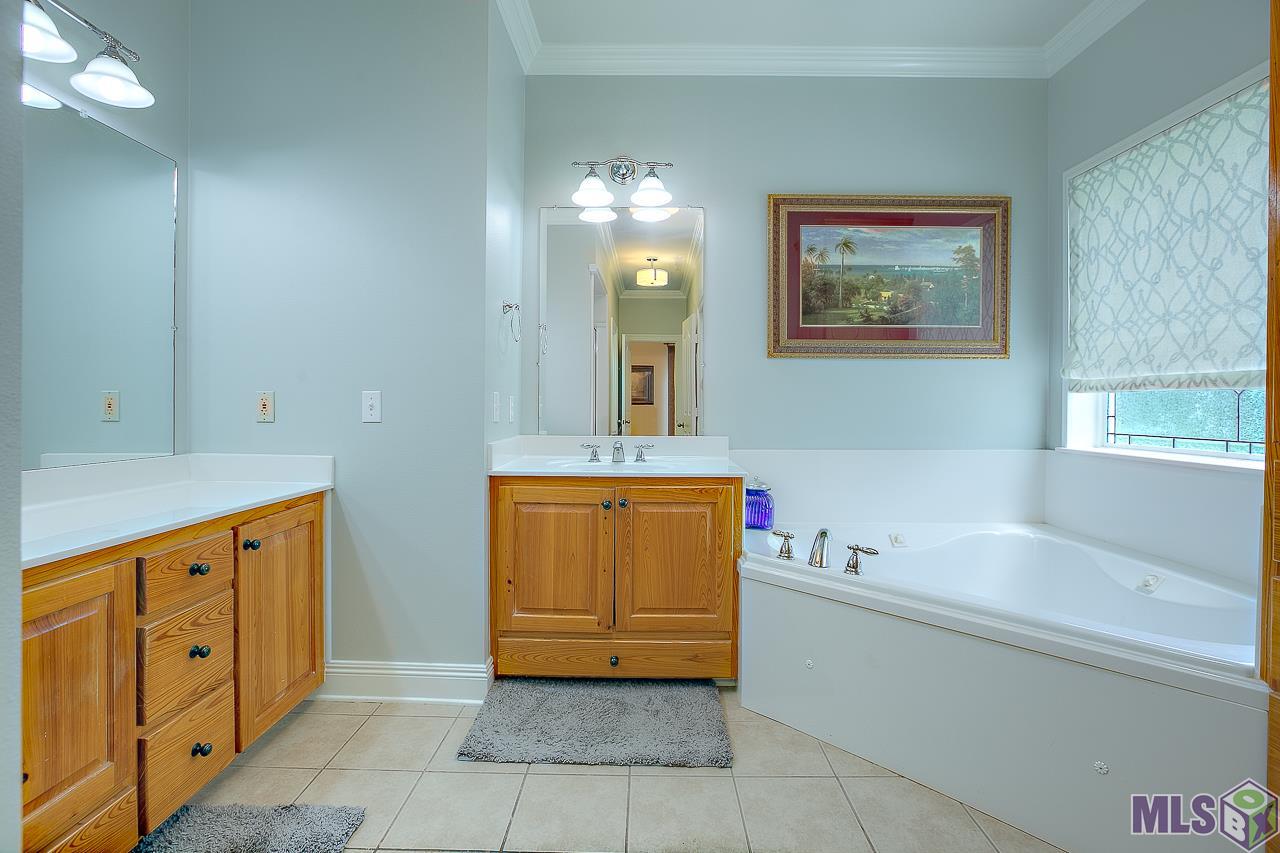 15246 Terrell Road Baton Rouge, LA 70816 - Photo 7 of 32 Gallery Image 7