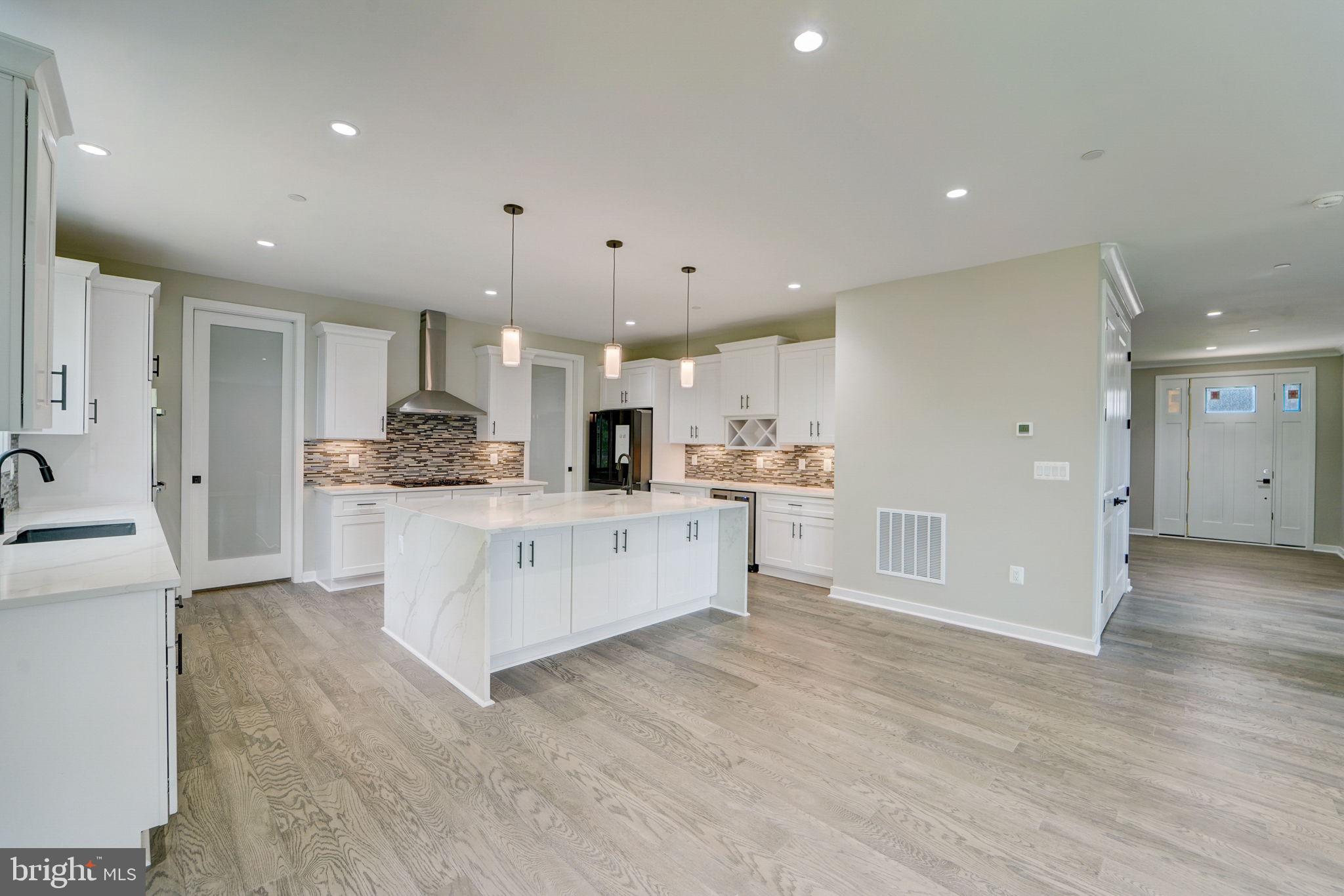 7618 Carla Road Pikesville, MD 21208 - Photo 10 of 44