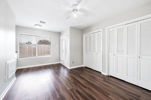 $2,025 | 1922 Arcadia Drive, Sugar Land, TX 77498