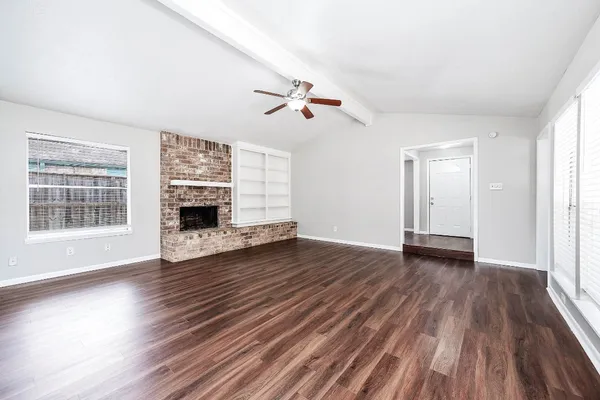 $2,000 | 1922 Arcadia Drive, Sugar Land, TX 77498