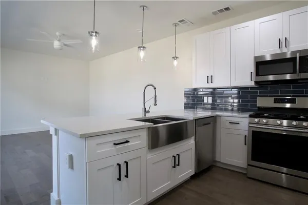 $6,995 | 705 Harris Avenue, Unit A, Austin, TX 78705