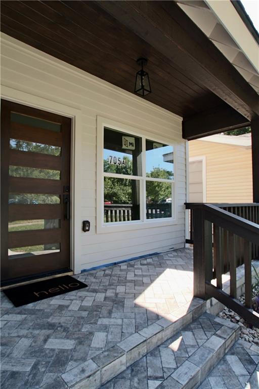 705 Harris Avenue, Unit A Austin, TX 78705 - Photo 2 of 33 a view of a backyard of a house