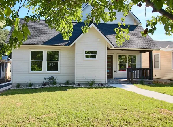 $6,995 | 705 Harris Avenue, Unit A, Austin, TX 78705