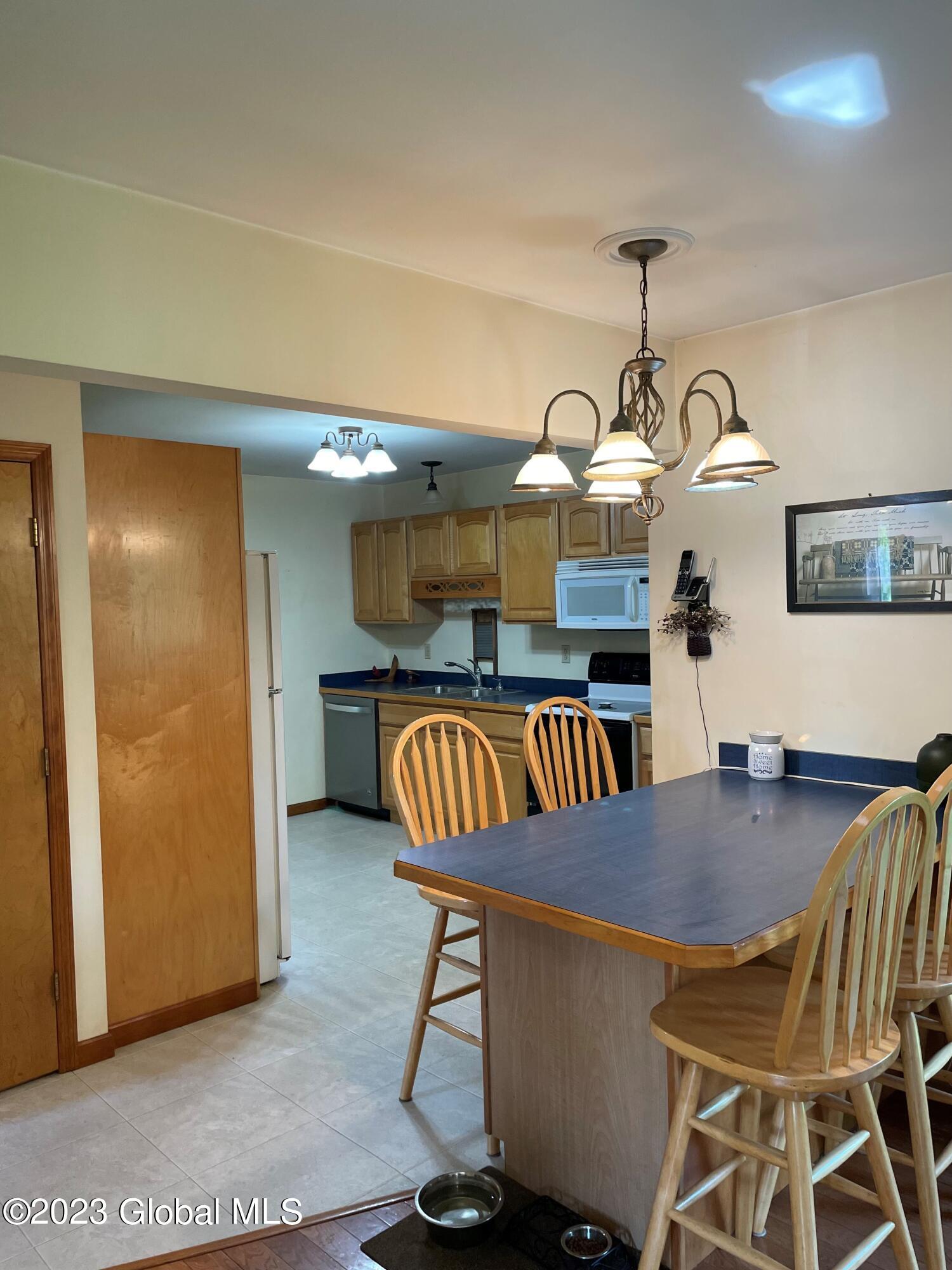 580 Clark Road Moreau, NY 12831 - Photo 19 of 41 inside 12