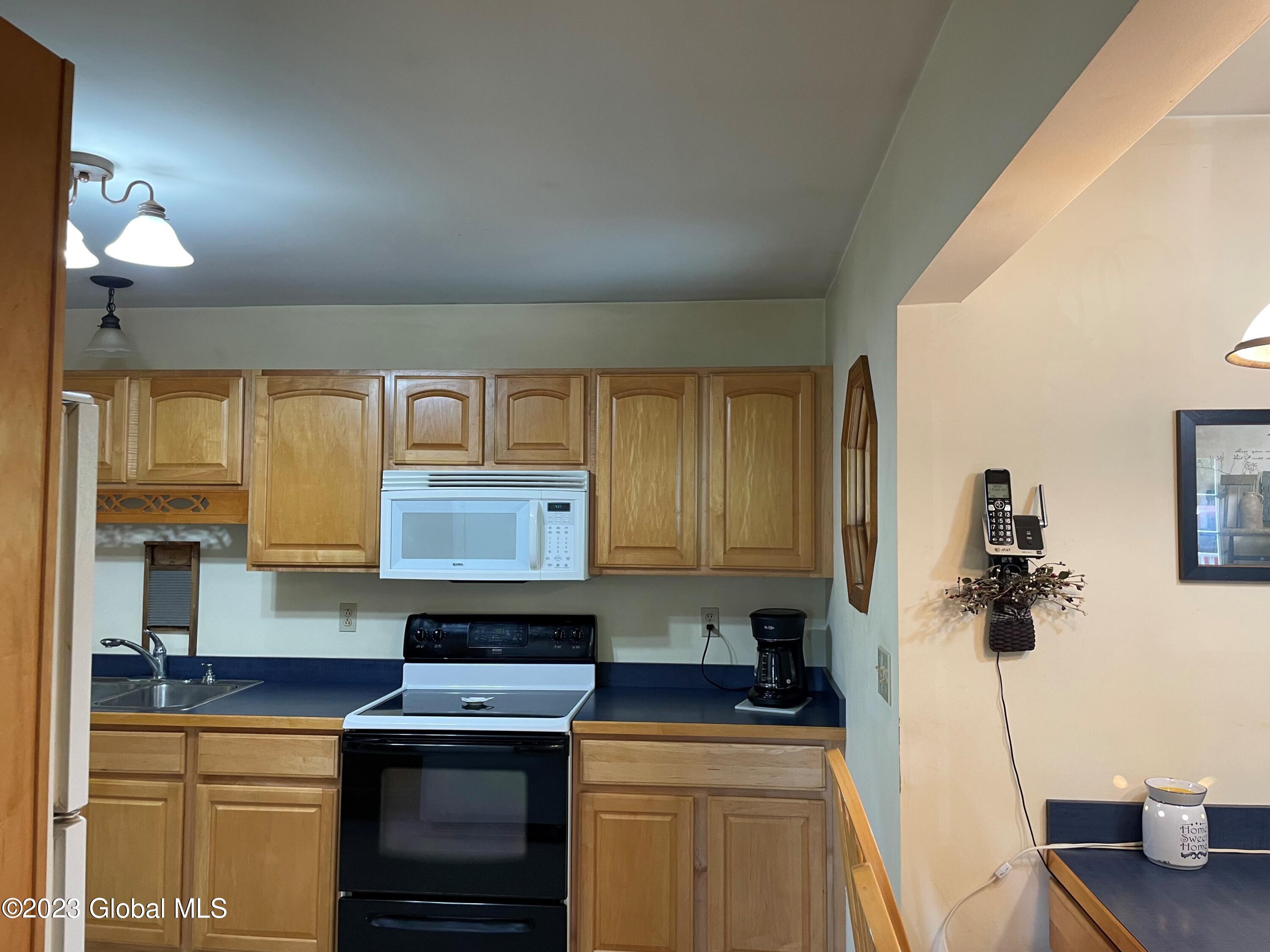 580 Clark Road Moreau, NY 12831 - Photo 20 of 41 inside 13