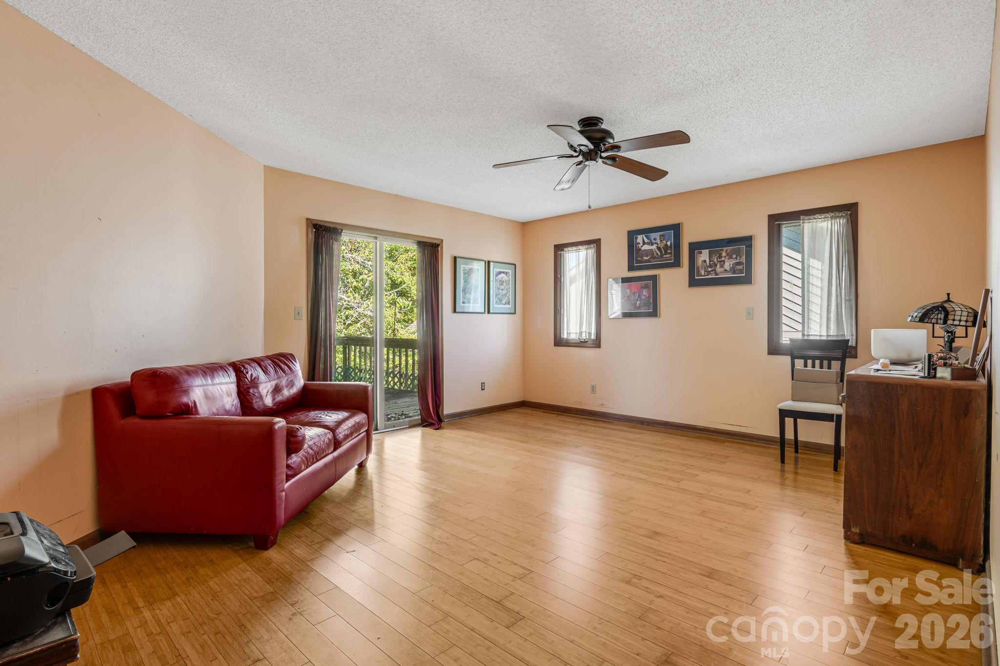 8 Zachary Ridge Road Asheville, NC 28804 - Photo 18 of 25 Gallery Image 18