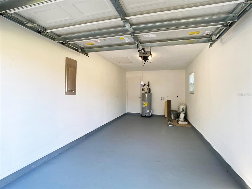 18 Midway Court Ocala, FL 34472 - Photo 25 of 38 a view of a room with gym equipment