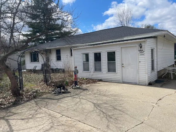 $235,000 | 5024 Highway 37, Hastings, MI 49058