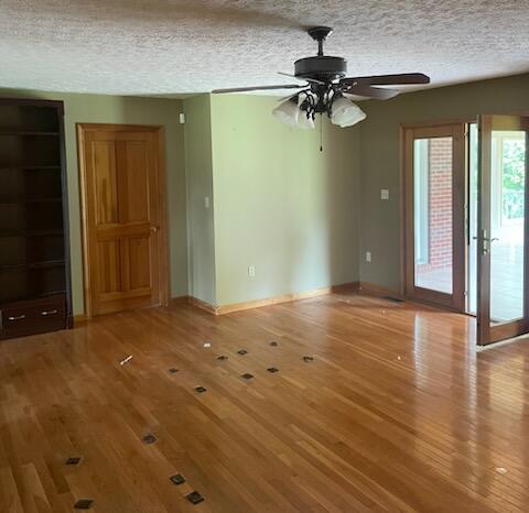220 Wicker Road Russell Springs, KY 42642 - Photo 3 of 10 FullSizeR (10)