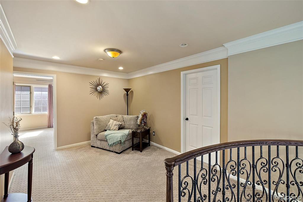 3501 Warwick Drive Rochester Hills, MI 48309 - Photo 29 of 67