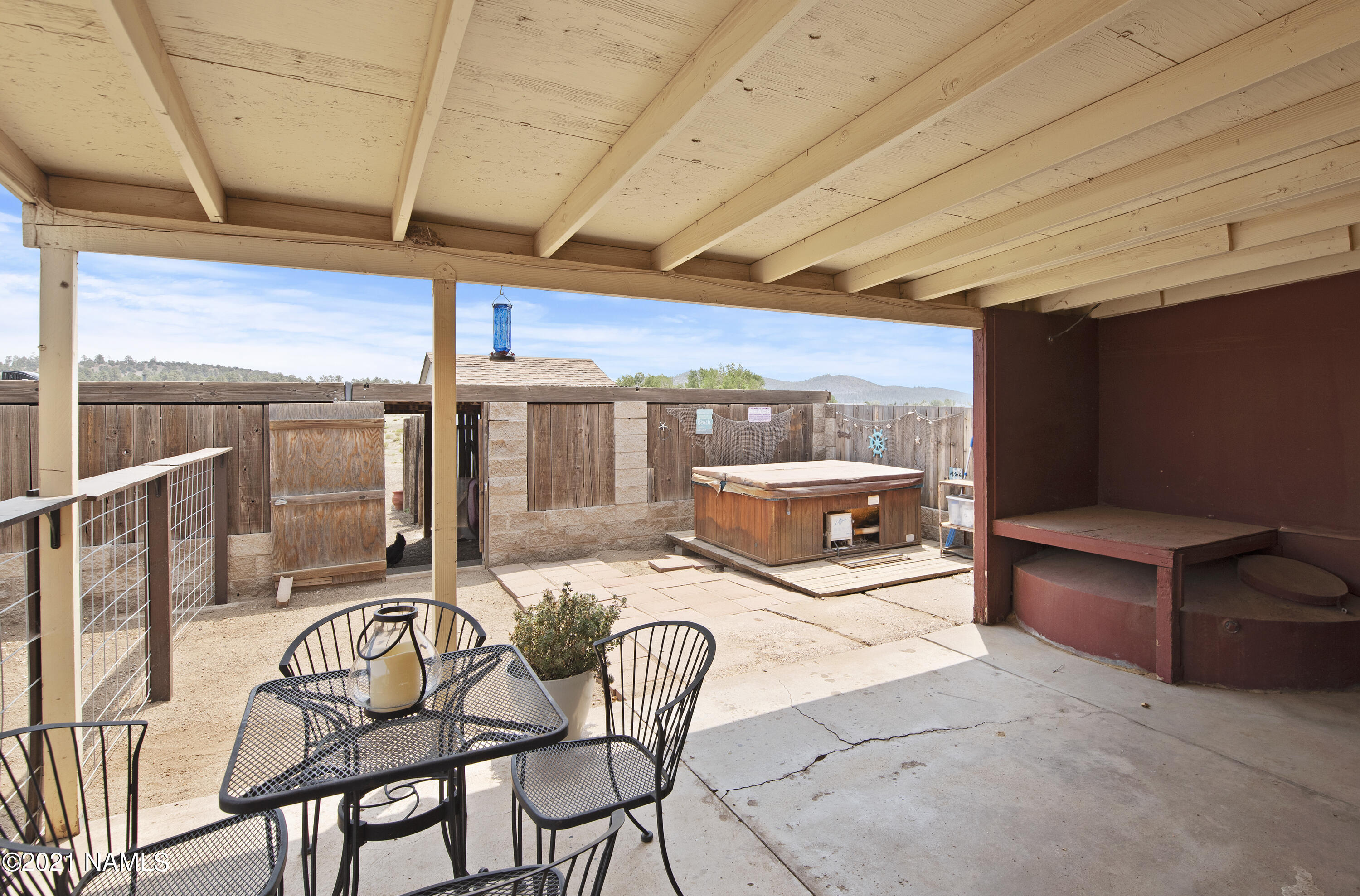 10195 Stagecoach Road Flagstaff, AZ 86004 - Photo 17 of 35 Back Deck