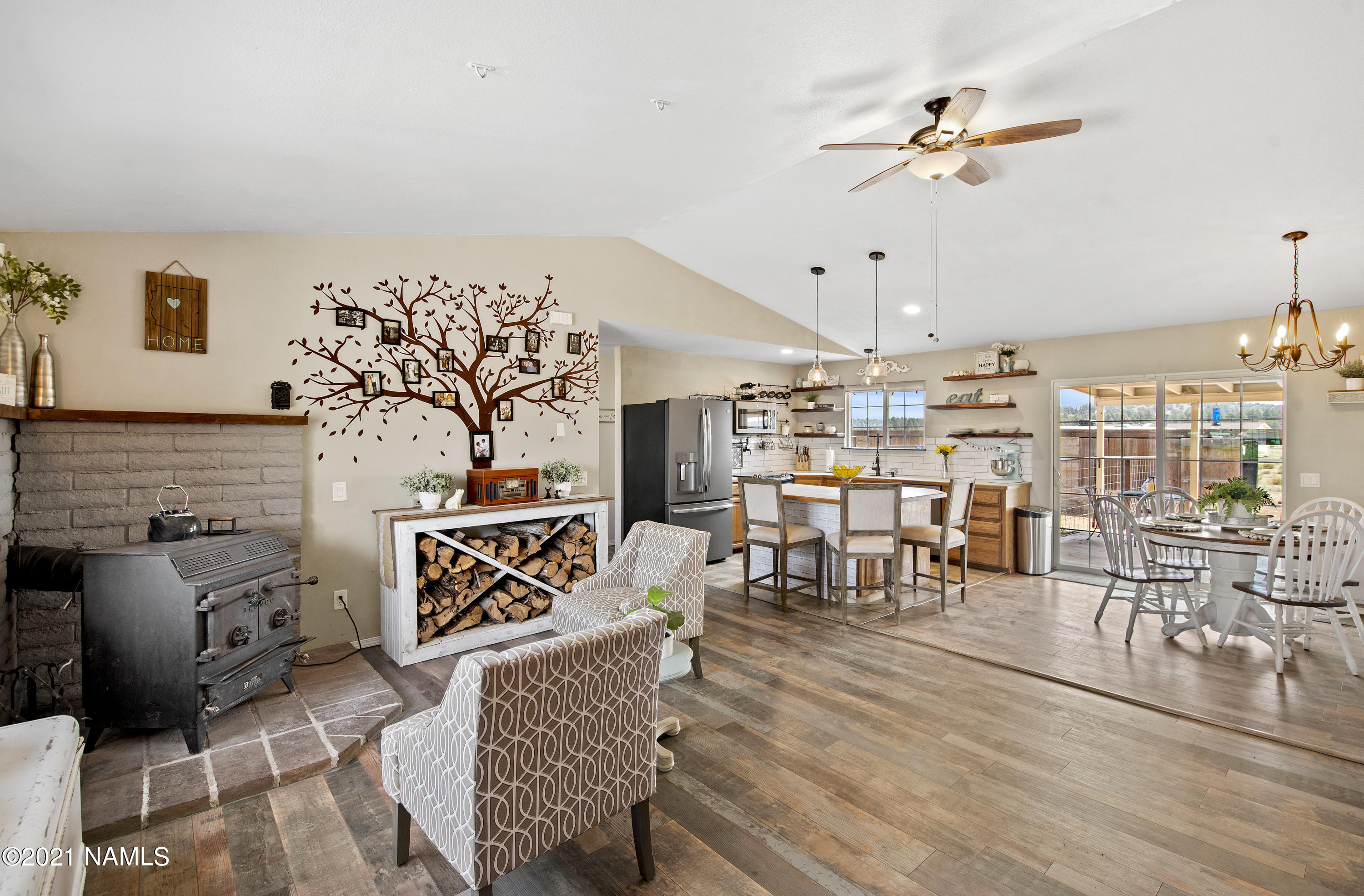 Living Room to Kitchen/Dining Room