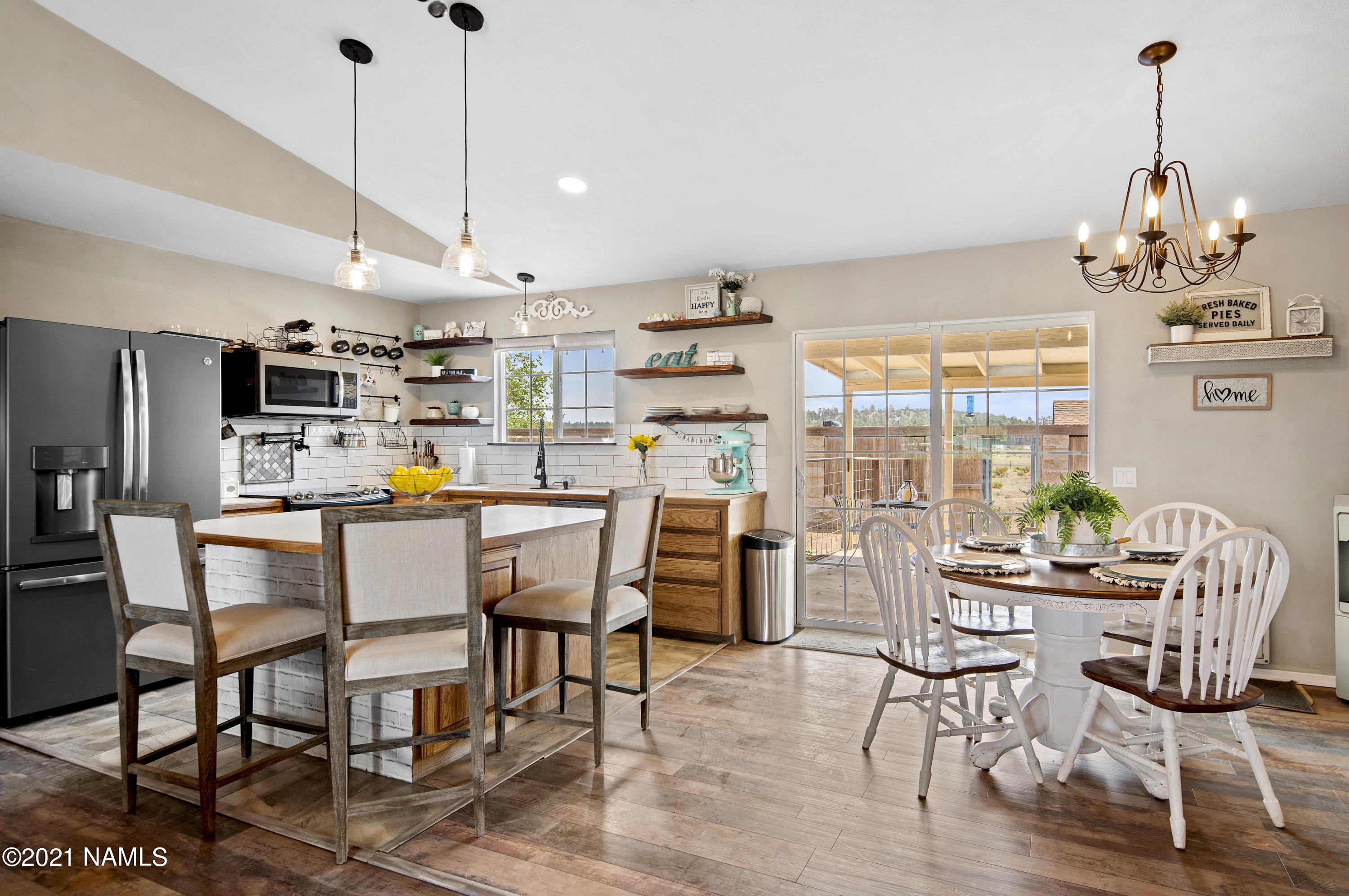 Kitchen/Dining