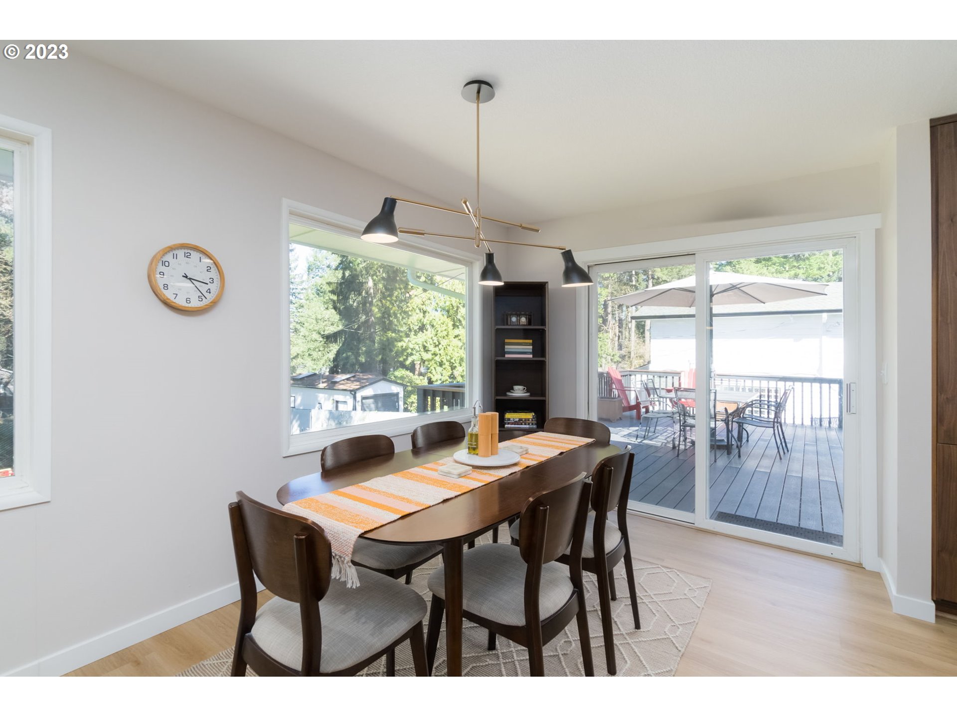 14095 Southwest Hargis Road Beaverton, OR 97008 - Photo 11 of 32 Gallery Image 11