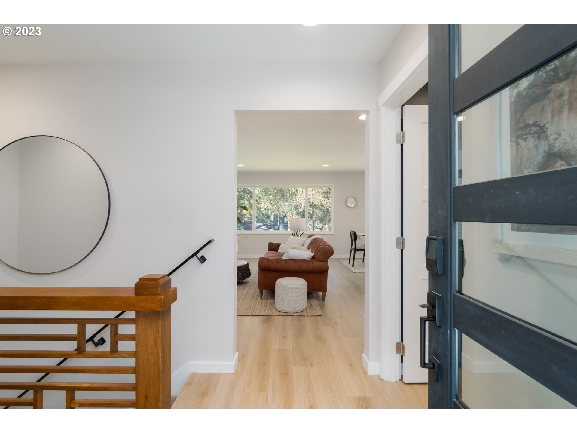 14095 Southwest Hargis Road Beaverton, OR 97008 - Photo 3 of 32 Gallery Image 3