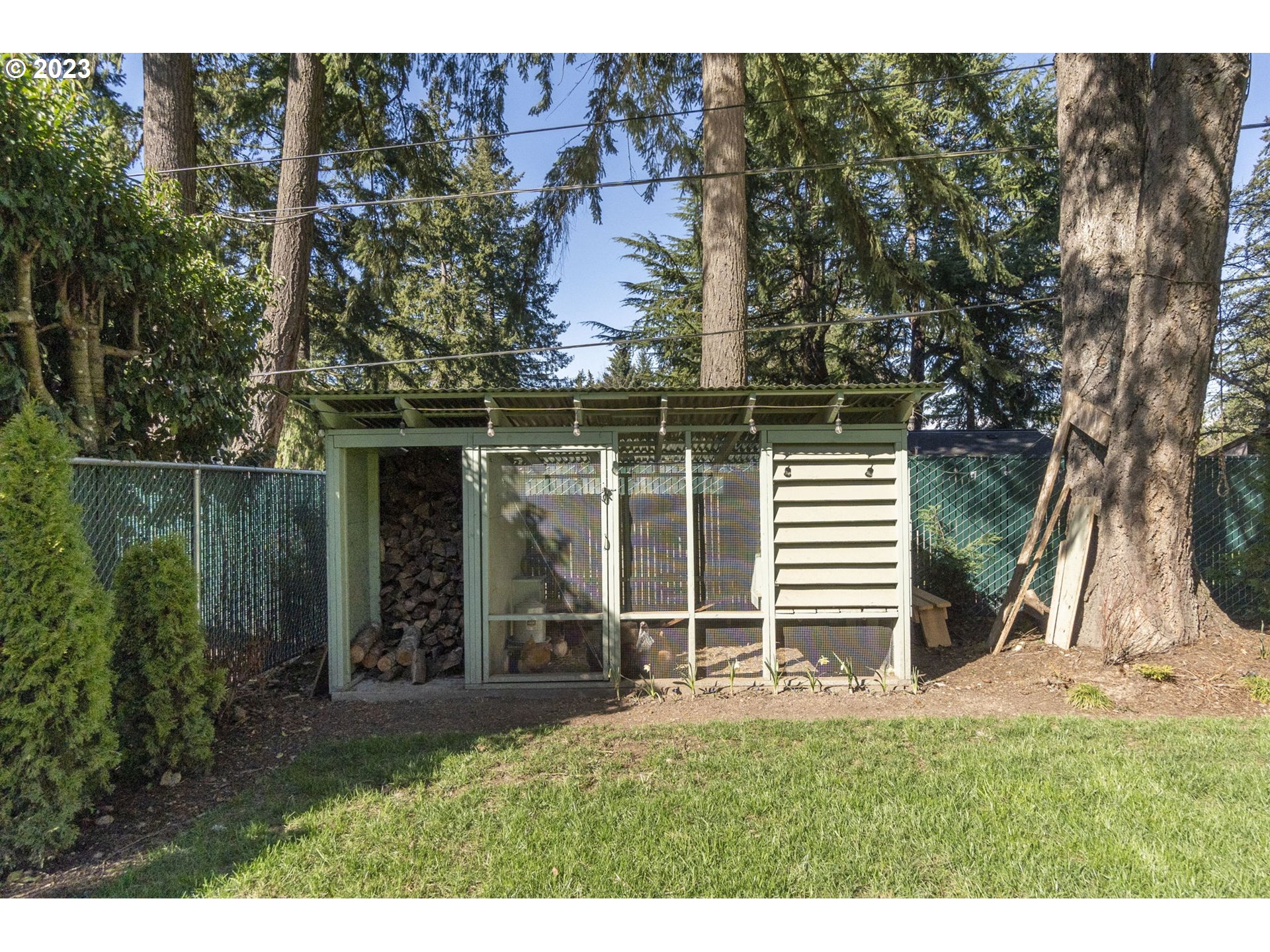 14095 Southwest Hargis Road Beaverton, OR 97008 - Photo 32 of 32 Gallery Image 32