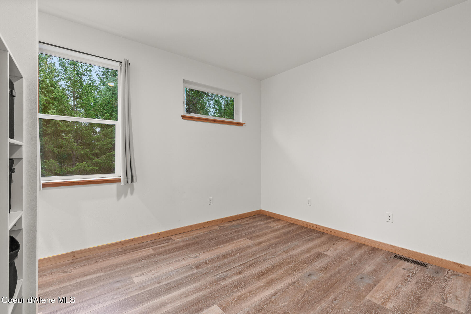 672 Hopkins Road Sandpoint, ID 83864 - Photo 63 of 72 ADU Bedroom 2