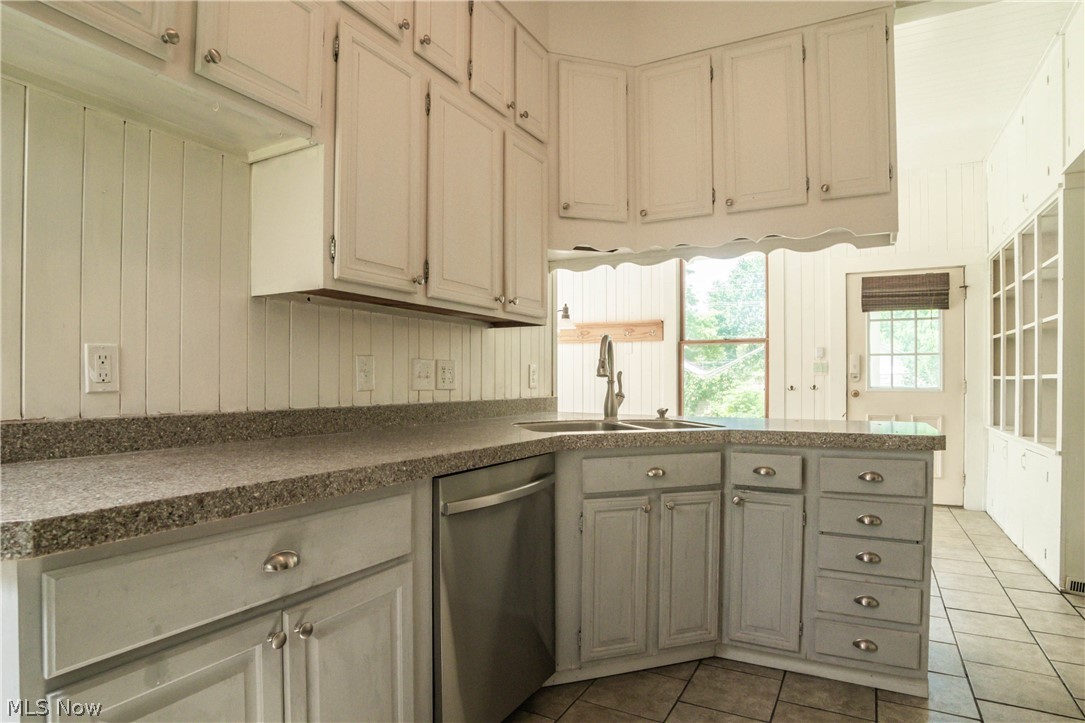 110 Claridon Road Chardon, OH 44024 - Photo 9 of 24 Gallery Image 9