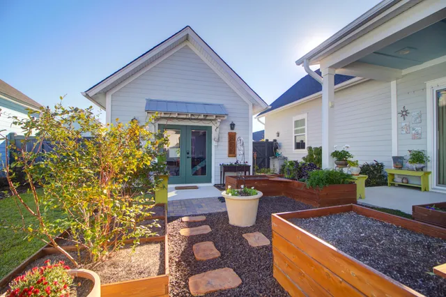 $650,000 | 111 Tenor Lane, Summerville, SC 29486