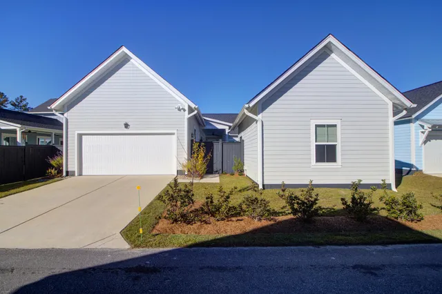 $650,000 | 111 Tenor Lane, Summerville, SC 29486