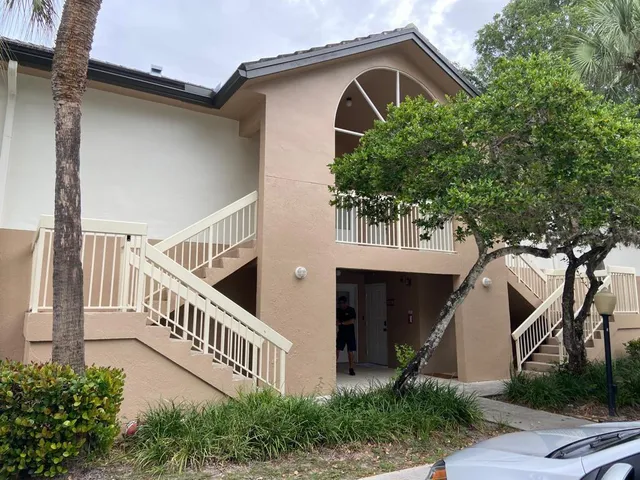 $2,200 | 9701 Westview Drive, Unit 1429, Coral Springs, FL 33076