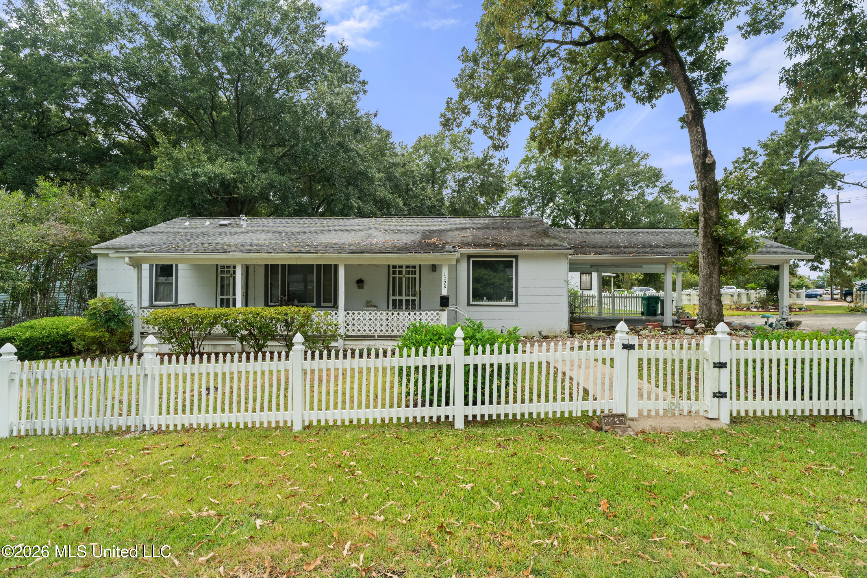 1229 Wheelock Street McComb, MS 39648 - Photo 1 of 37 1229_Wheelock_St-1