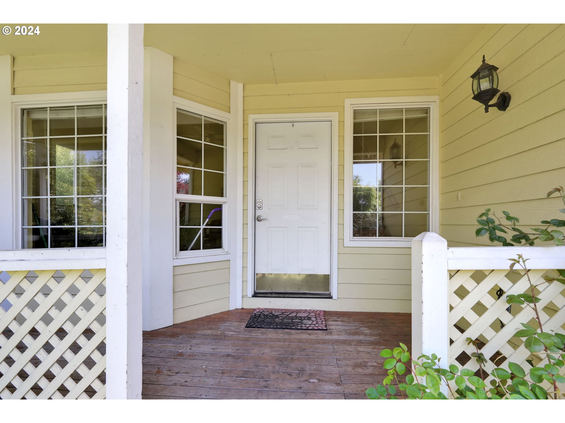 5145 Trevon Street Eugene, OR 97402 - Photo 2 of 34