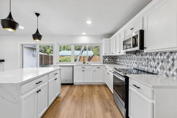 $2,600 | 1405 Sequoia Drive, Plano, TX 75023
