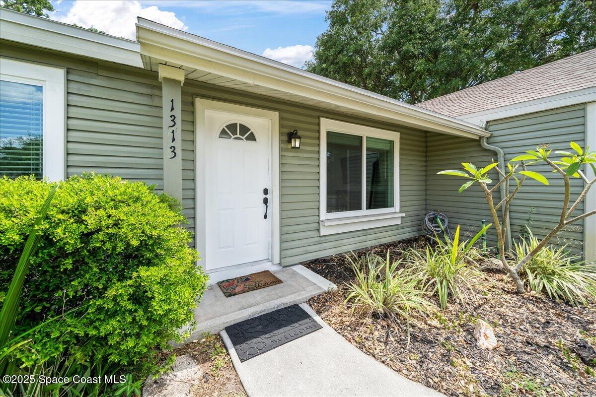 1313 Ethel Circle Northeast Palm Bay, FL 32905 - Photo 4 of 29 04-untitled-31