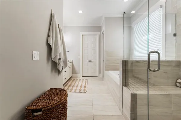 $5,500 | 1909 Red Eagle Walk, Atlanta, GA 30318