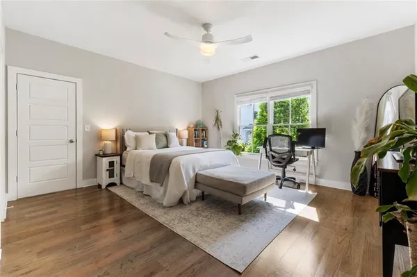 $5,500 | 1909 Red Eagle Walk, Atlanta, GA 30318