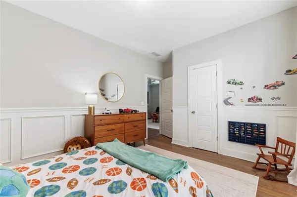 $5,500 | 1909 Red Eagle Walk, Atlanta, GA 30318