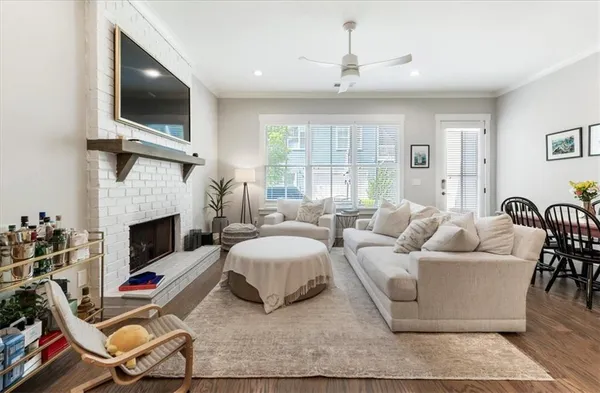 $5,500 | 1909 Red Eagle Walk, Atlanta, GA 30318