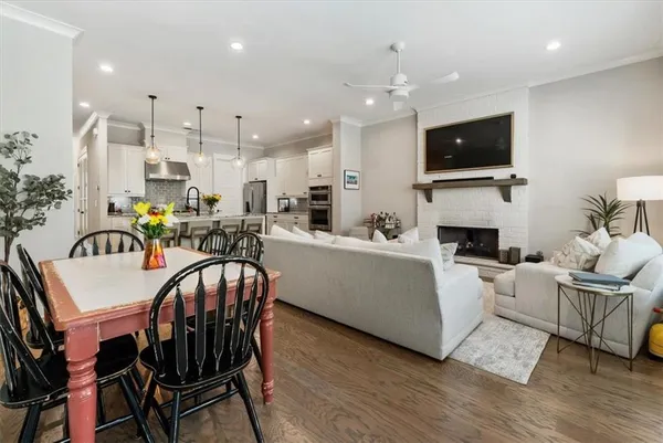$5,500 | 1909 Red Eagle Walk, Atlanta, GA 30318