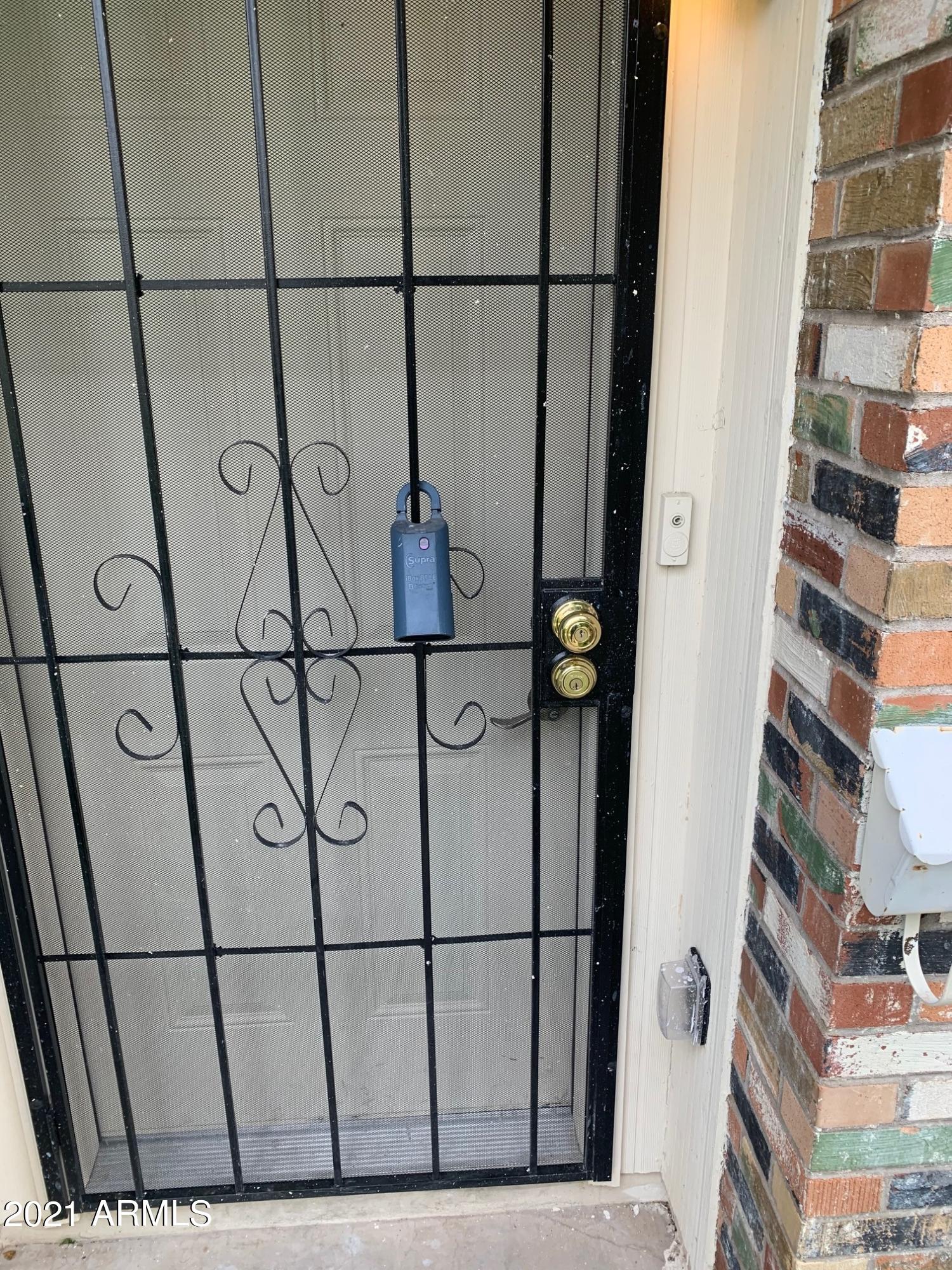 4327 West Ocotillo Road Glendale, AZ 85301 - Photo 24 of 24 Lock box Location at front screen door