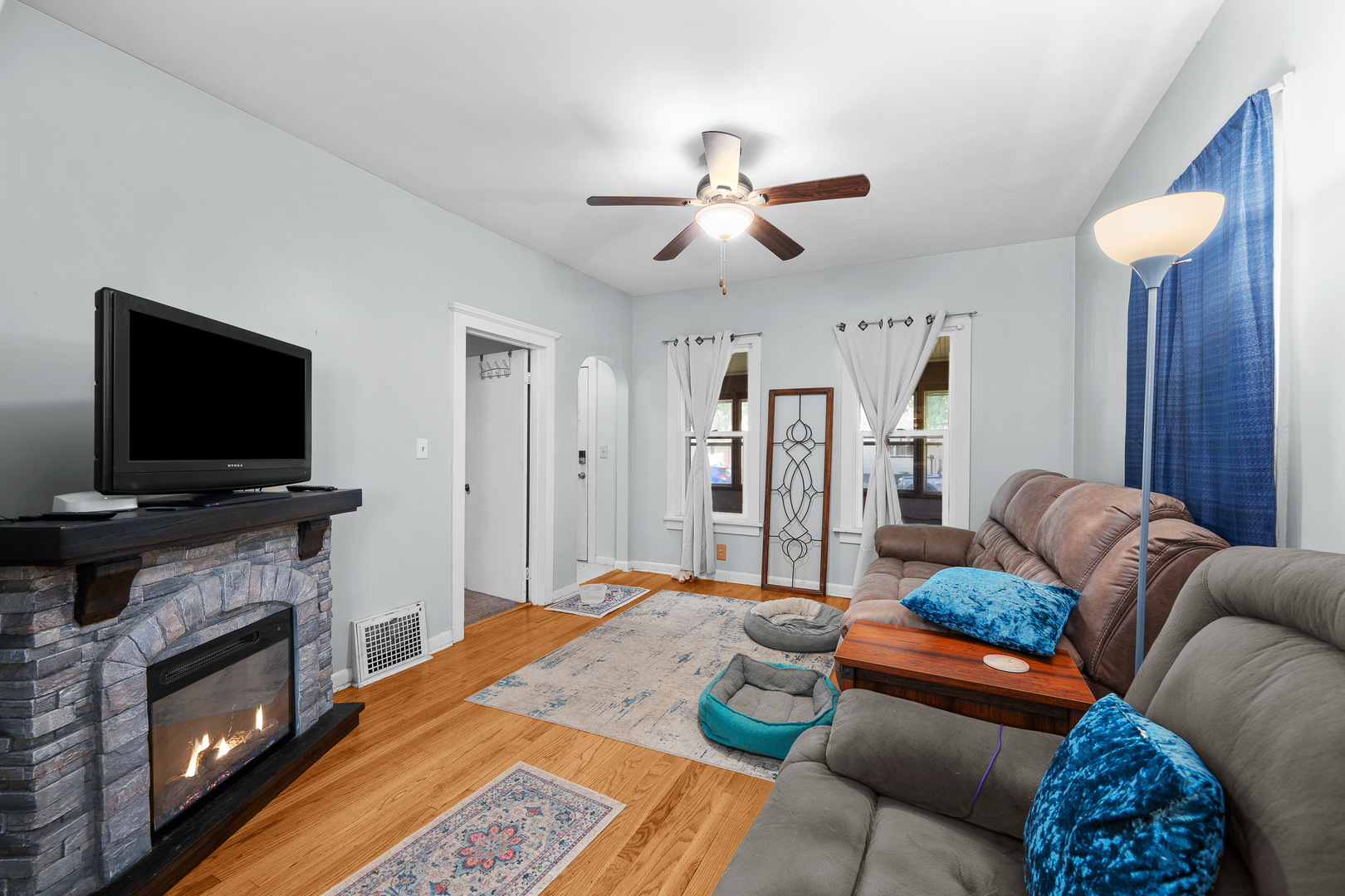 1815 4th Street Moline, IL 61265 - Photo 3 of 23