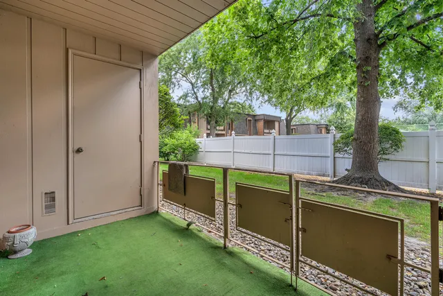 a view of a backyard with door