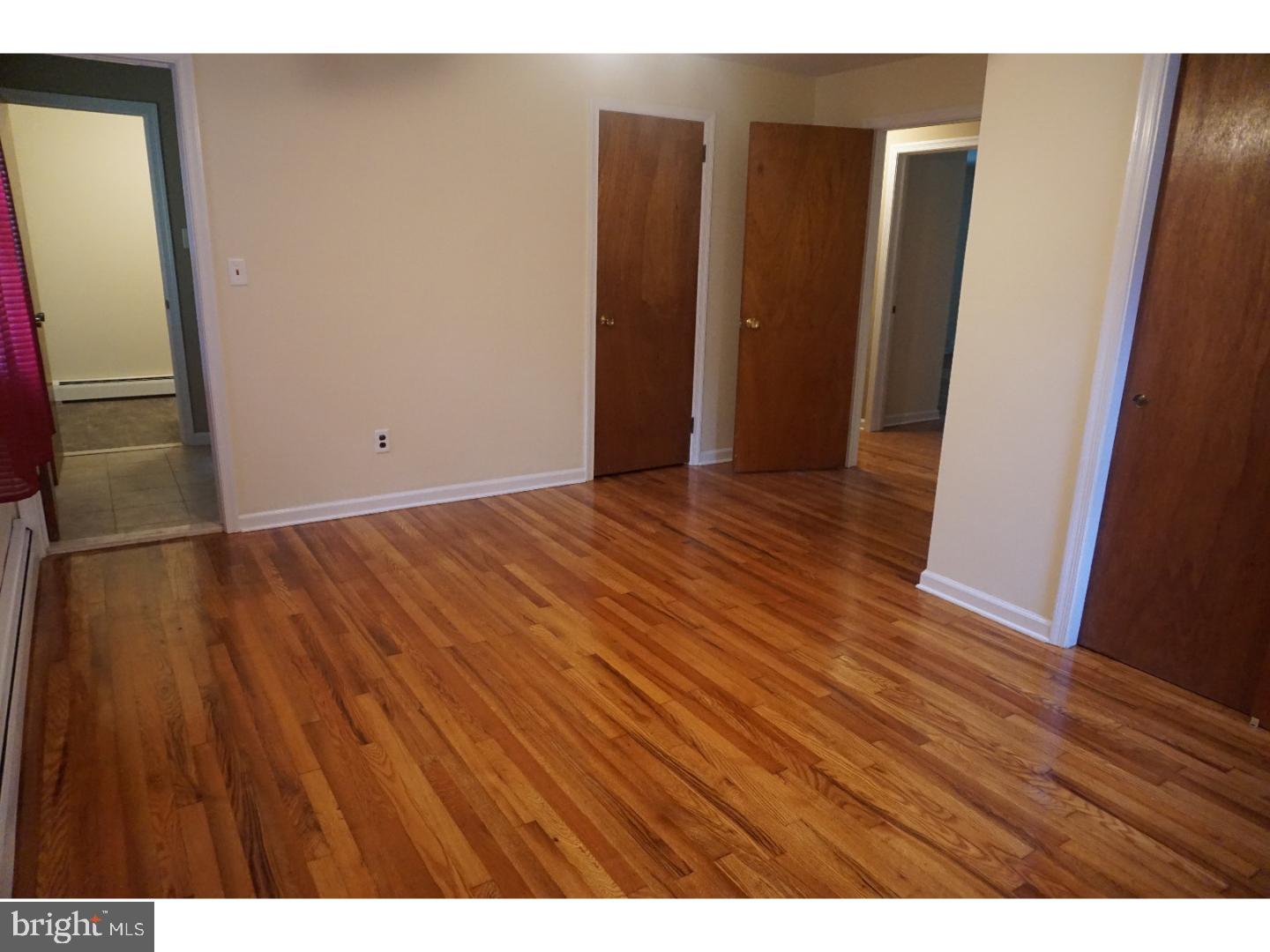 804 Edann Road Oreland, PA 19075 - Photo 9 of 24 Master Bedroom