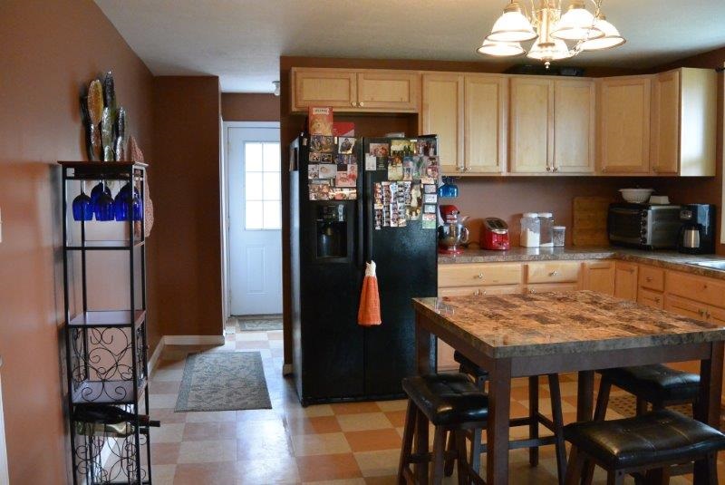 3136 Five Mile Road Traverse City, MI 49686 - Photo 21 of 41 1798418-20.JPG