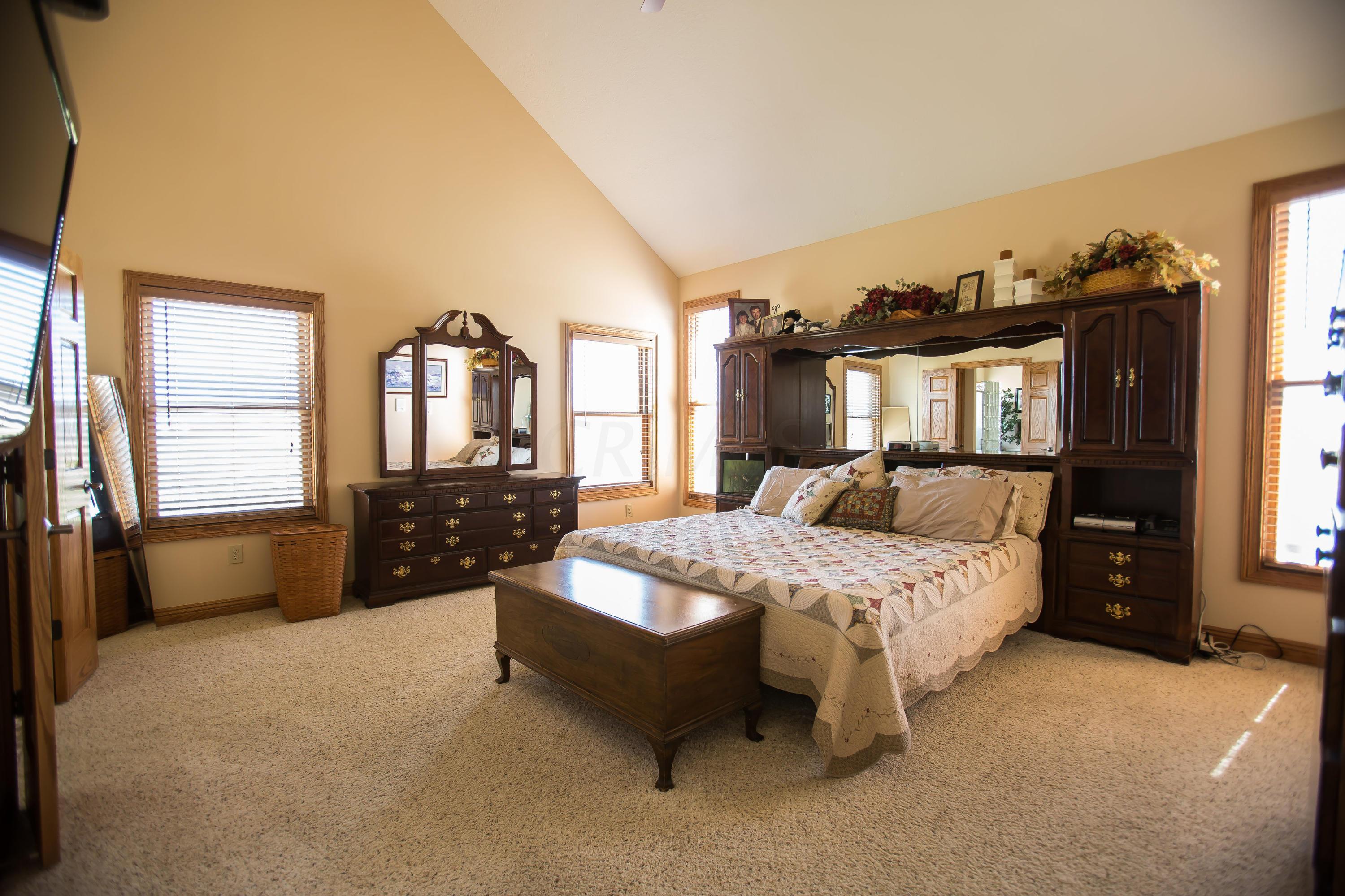 2299 Zuber Road Orient, OH 43146 - Photo 36 of 71 Gallery Image 36