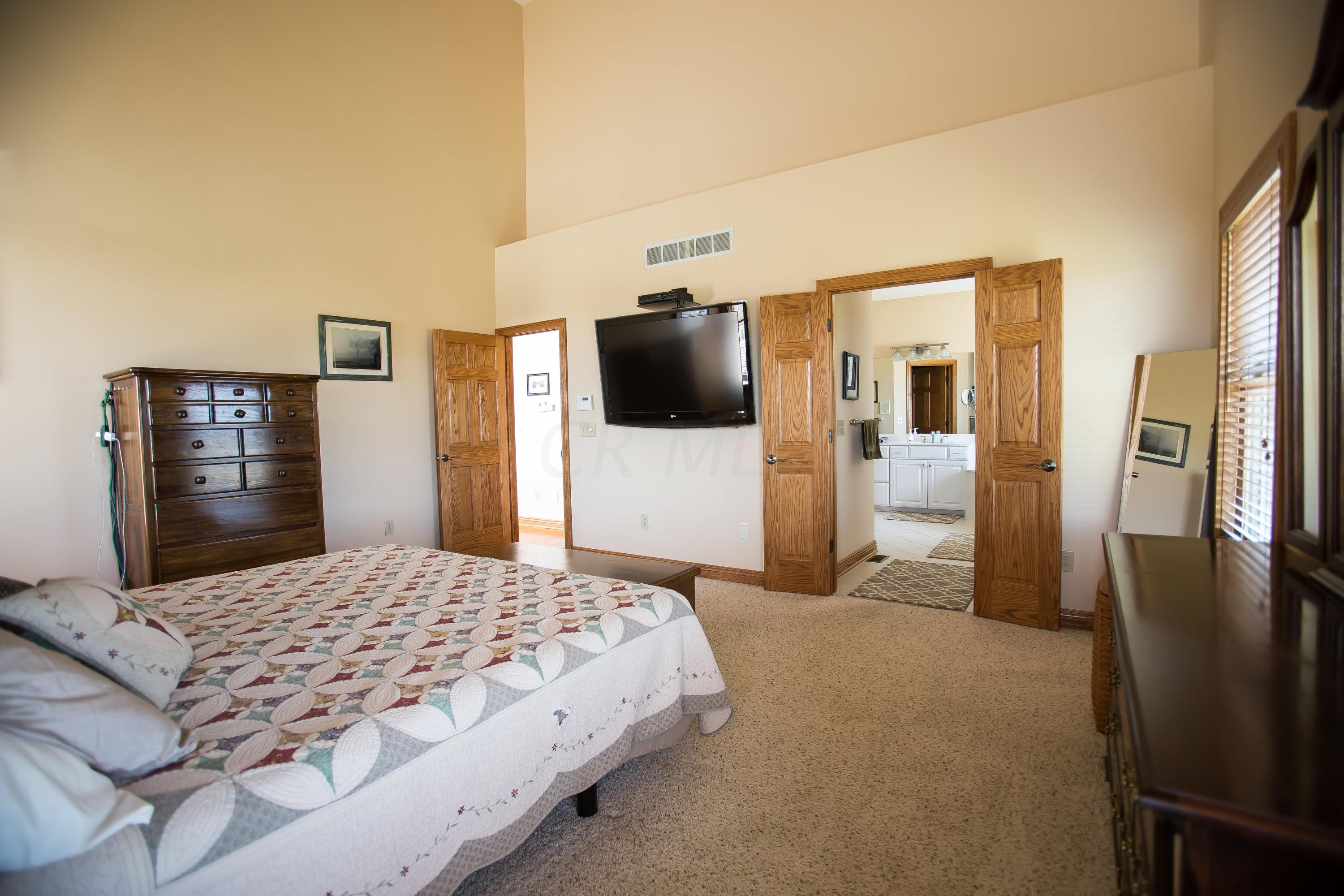 2299 Zuber Road Orient, OH 43146 - Photo 38 of 71 Gallery Image 38