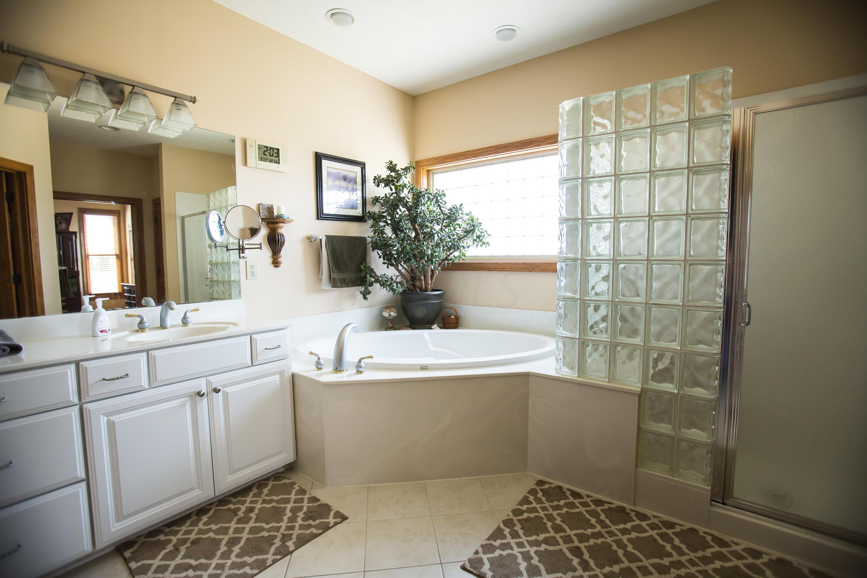 2299 Zuber Road Orient, OH 43146 - Photo 42 of 71 Gallery Image 42