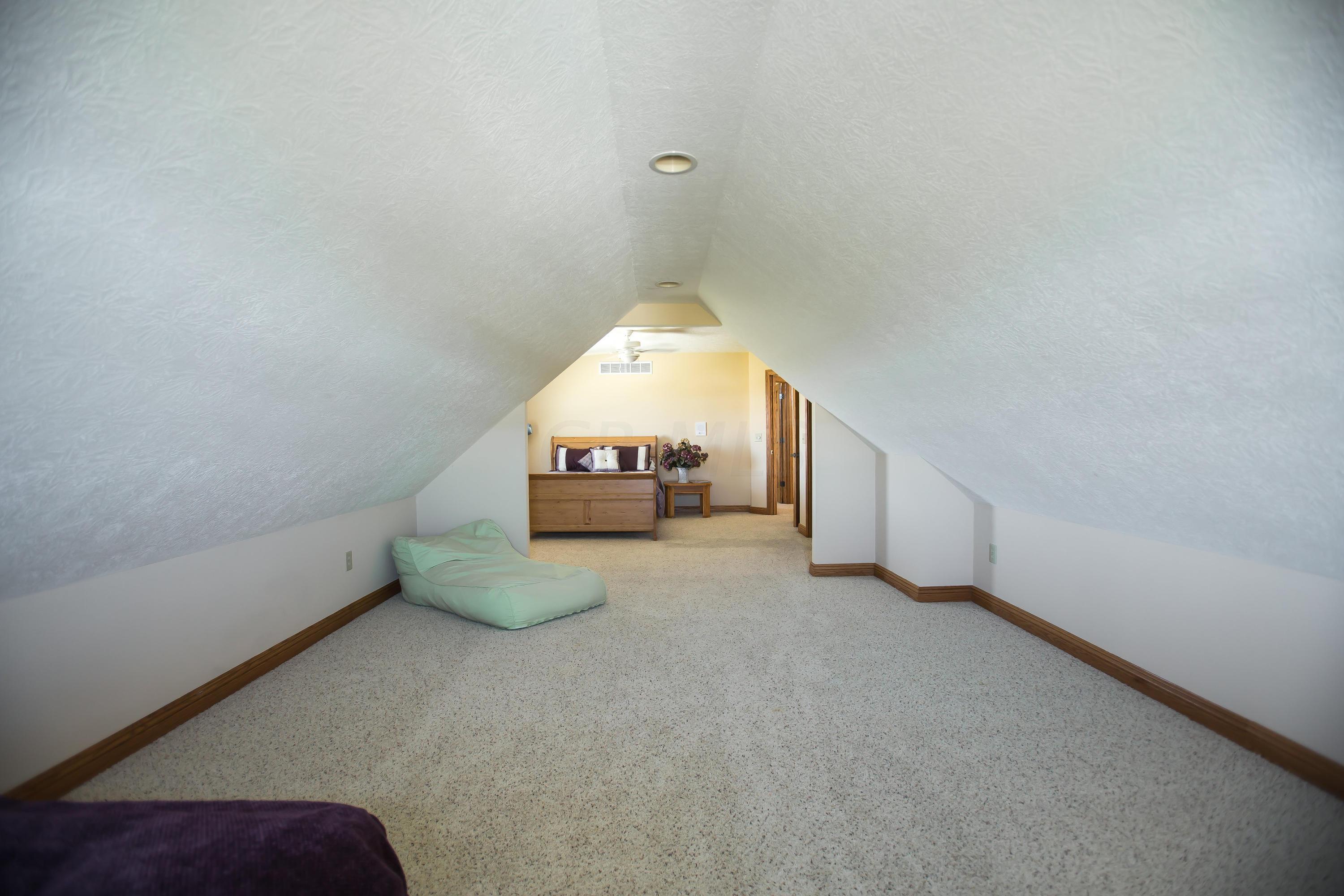 2299 Zuber Road Orient, OH 43146 - Photo 54 of 71 Gallery Image 54