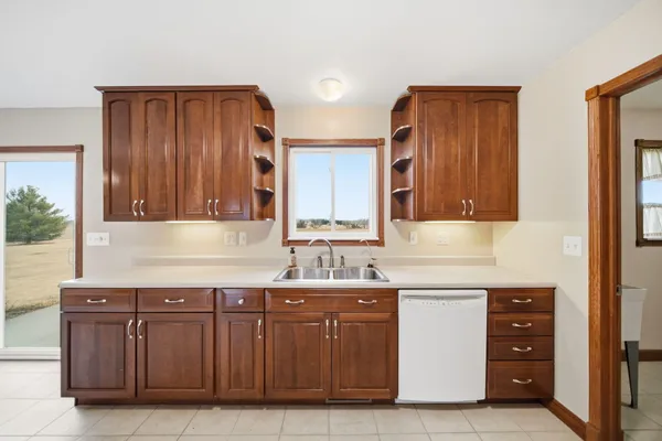 $399,000 | 4955 North Somerset Road, Addison, MI 49220