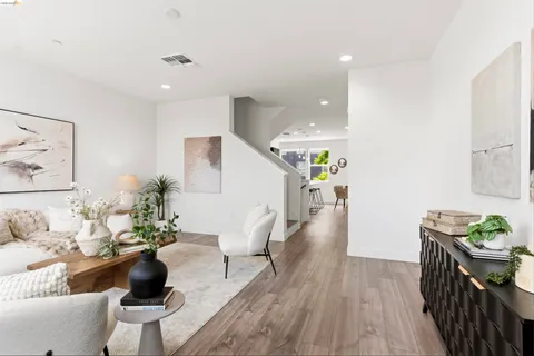$735,000 | 1355 Pullman Way, Oakland, CA 94607