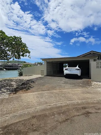 $5,500 | 6311 Paauilo Place, Honolulu, HI 96825