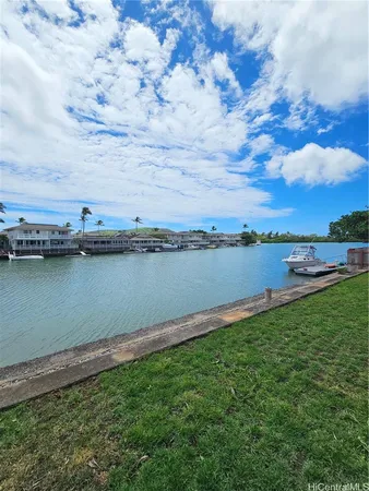 $5,500 | 6311 Paauilo Place, Honolulu, HI 96825